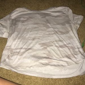 TILLYS camo t-shirt